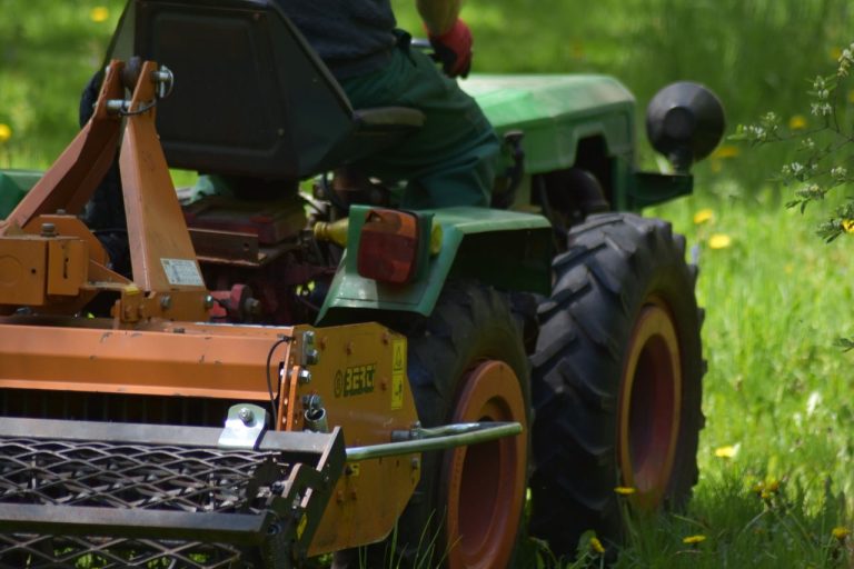 Soulever un tracteur tondeuse